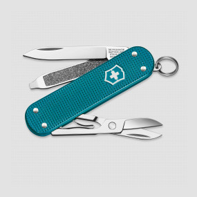 Нож швейцарский складной Classic Alox Wild Jungle, 5 функций, 4 см, VICTORINOX, Швейцария, VICTORINOX Swiss Army Keychain