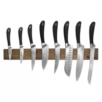 Набор из 8-ми кухонных ножей на магнитном держателе из дуба, серия Signature knife, ROBERT WELCH, Великобритания видео продукта