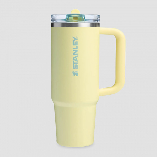 Термокружка Quencher ProTour с трубочкой Flip Straw, 890 мл, STANLEY, США
