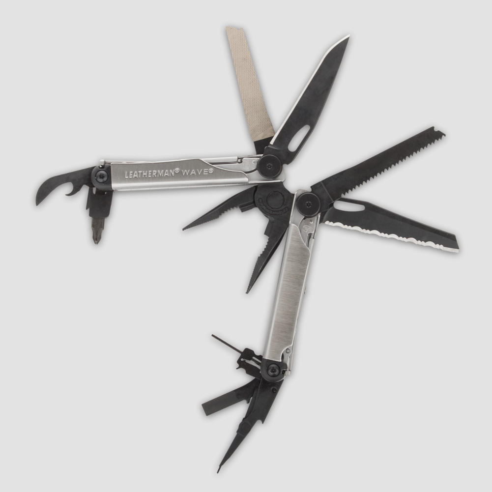 Мультитул Leatherman Wave, 17 инструментов, цвет: серебристо-черный, материал: нержавеющая сталь, LEATHERMAN, США